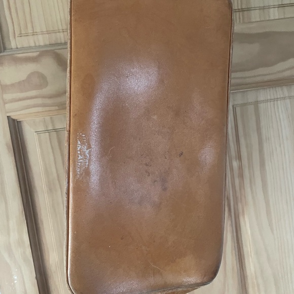 LOUIE VUITTON ALAMA BAG - Picture 3 of 7